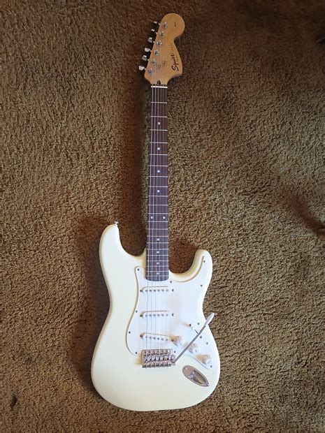 Fender Squier Stratocaster Strat 2006 Creamwhite And Gig Bag Reverb