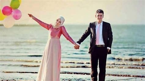 Pentingnya Cumbu Rayu Suami Istri Dalam Pandangan Islam