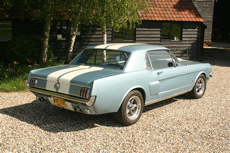 Road Test 1966 Ford Mustang 289cu In V8 Coupe Classics World