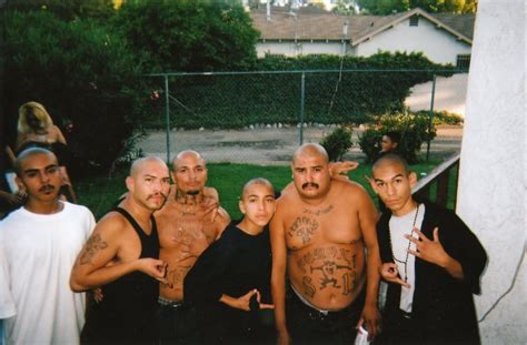 Estilo Chola Old Babe Pictures Mens Street Style Summer Chola Style Chicano Drawings