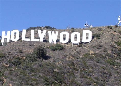 Nápis Hollywood Je Symbolom Filmového Priemyslu Dromedársk