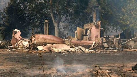 Several Buildings Destroyed As Lake Fire Burns 10500 Acres North Of La