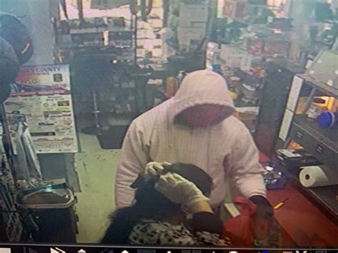 Wanted Lowndes County Authorities Searching Gas Station Armed Robbery Suspects Alabama News