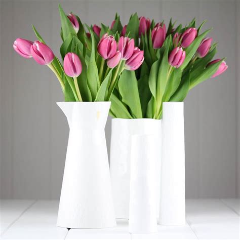 Stunning Porcelain Flower Vases By Nest