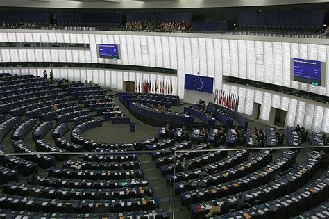 The european union (eu) is an intergovernmental and supranational union of 25 democratic member states. File:Hemicycle of Louise Weiss building of the European ...