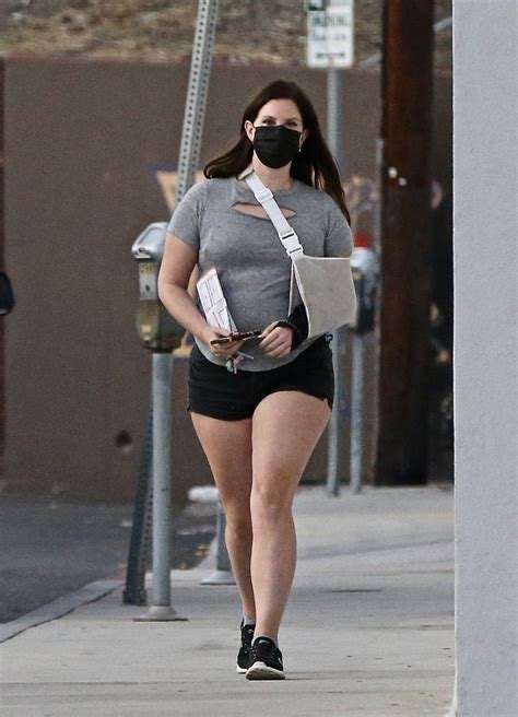 Lana Del Rey Spotted Outside Hugos Tacos In Los Angeles GotCeleb
