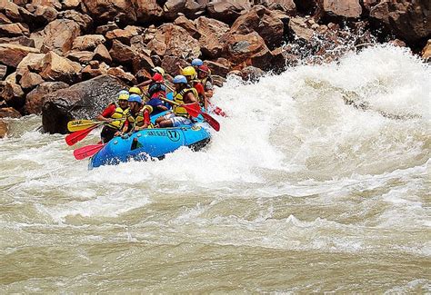 travel destinations top 7 thrilling destinations for white water rafting