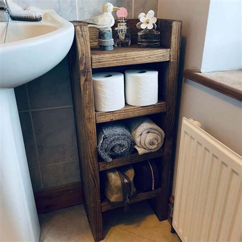45 Best Towel Storage Ideas And Designs For 2021