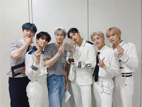 Tak sempat nikmati di wayang? ASTRO snags their first win for "Knock" on Show Champion ...