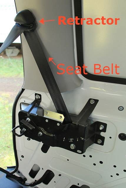 How To Fix A Stuck Car Seat Belt Elcho Table