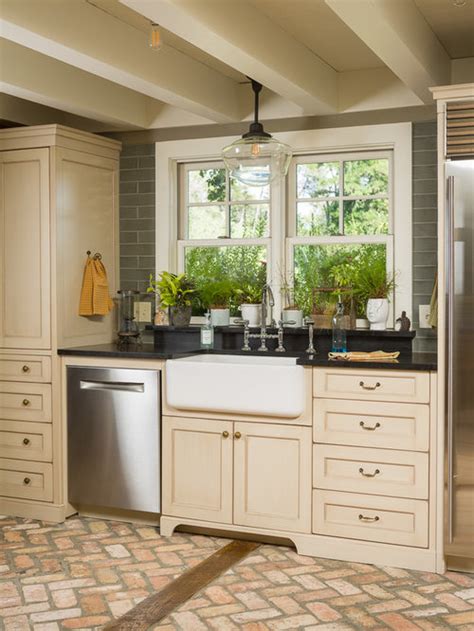 Kitchen With Brick Floors Design Ideas And Remodel Pictures Houzz