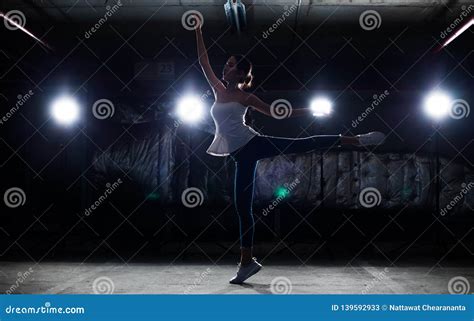 asian fitness woman warm up ballet dance stretch stock image image of female legs 139592933