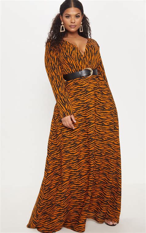 Plus Rust Tiger Print Satin Long Sleeve Maxi Dress Prettylittlething Ca