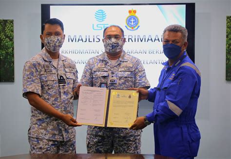 Penyerahan Kapal Kd Kelantan Kepada Tentera Laut Diraja Malaysia Tldm