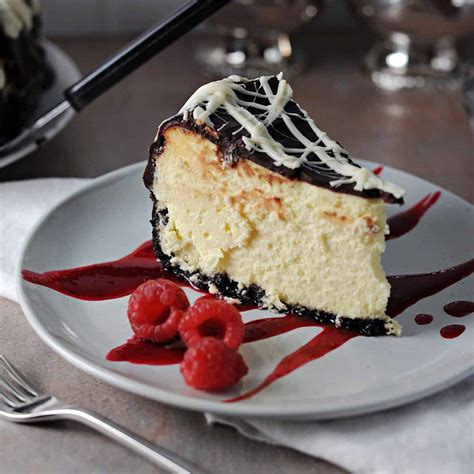 White Chocolate Cheesecake With Oreo Crust Sula And Spice