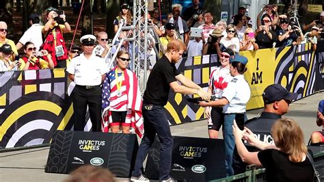 Prince Harry Handing Out The Awards Invictus Games Cycling Toronto High Park Youtube