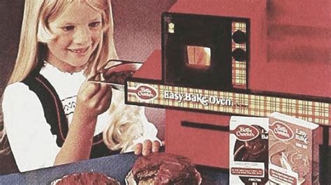 Photos The Easy Bake Oven Turns Vlr Eng Br