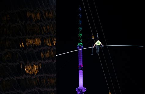 Wallenda Siblings Complete Daunting Times Square Tightrope Stunt