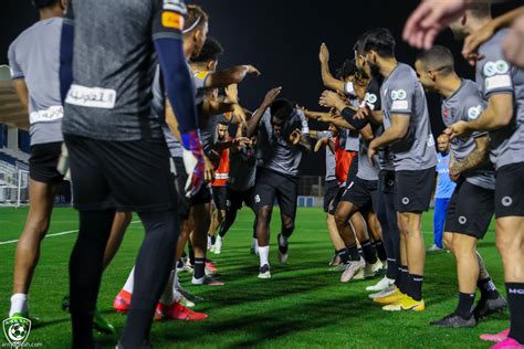 Sevilla، سيفييا) عاصمة منطقة أندلوسيا ومقاطعة إشبيلية في جنوب إسبانيا، وتقع على ضفاف نهر الوادي الكبير. مئوية جوميز | صحيفة الرياضية