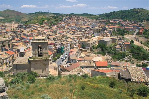 Controlla ora la tua città con le immagini delle. Identità Licodia Eubea - Ialmo