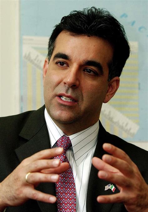 Ex-SBA chief Hector Barreto’s money-laundering trial gets underway