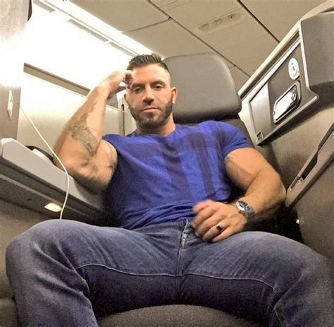 Travel Bulge On Twitter Wedding Rings Dont Matter In First Class