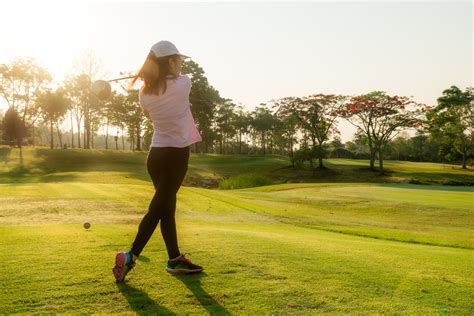 asian woman golfer playing golf at golf course in the summer we love golf par24
