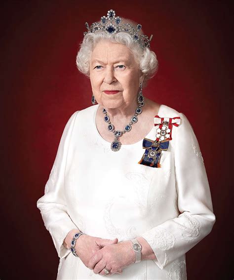 Queen Elizabeth's Platinum Jubilee in Summer 2022 | PEOPLE.com