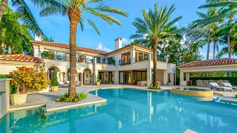 A Mansion On Miamis Star Island Just Listed For 40 Million Robb Report