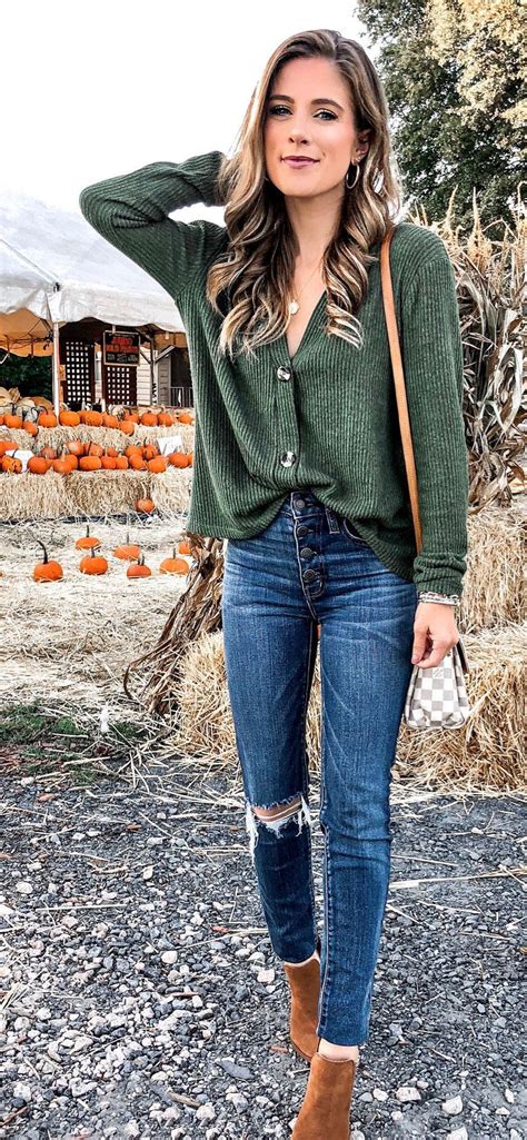Green Long Sleeved Shirt And Distressed Blue Denim Jeans Fashion Fall Outfits Long Sleeve