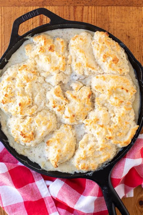 Biscuits And Gravy Casserole Recipe Casserole Crissy