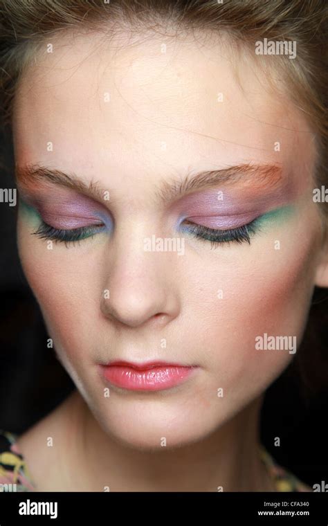 Derek Lam Backstage Beauty New York Ready To Wear Spring Summer Close Up Face Of Female Wearing