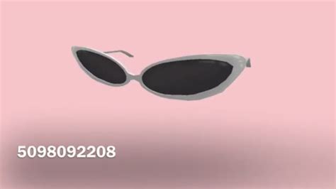 Bloxburg Codes For Glasses Soft Aesthetic Outfit Codes For Bloxburg