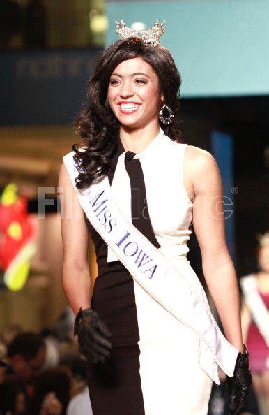 miss iowa mariah cary introduced at the 2013 miss america pageant meet filmmagic 159042508