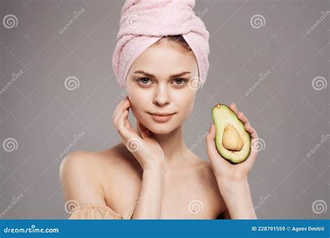 Beautiful Woman With Naked Body After Shower Avocado Posing Close Up Stock Image Image Of