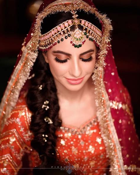 Pakistani Brides Giving Major Bridal Hairstyle Goals Pakistani Bridal Makeup Bridal Hair