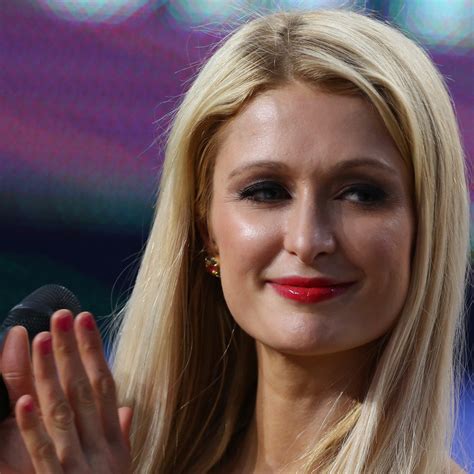 Festival De Cannes 2015 Une Vente Aux Enchères Glamour Paris Hilton Au Kebab
