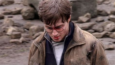 Deathly Hallows Part 2 Behind The Scene Pictures Daniel Radcliffe