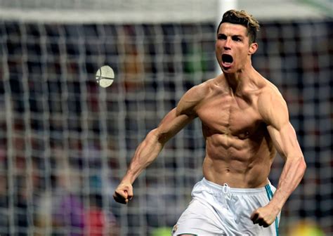 Ronaldo Celebrating His Goal Against Juventus Shirtless Photos