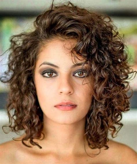 Best Shoulder Length Curly Hairstyles 2018 For Women