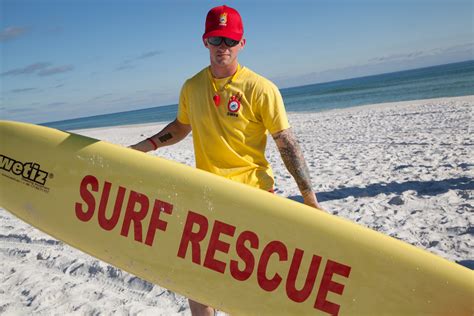 Beach Lifeguards In Okaloosa County Destin
