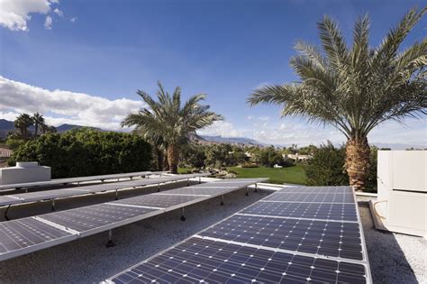 Momentum Solar Expands Renewable Energy Services Into The Sunshine State