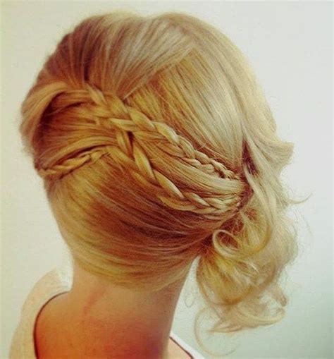 45 Side Hairstyles For Prom To Please Any Taste Side Hairstyles Easy