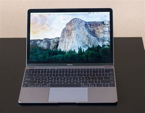 12 Inch Macbook 2015 Review Lighter Than Air But At A Cost