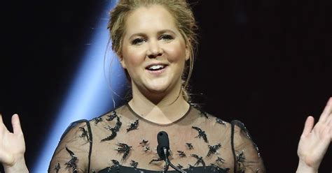 10 times we applauded amy schumer s body positivity metro news