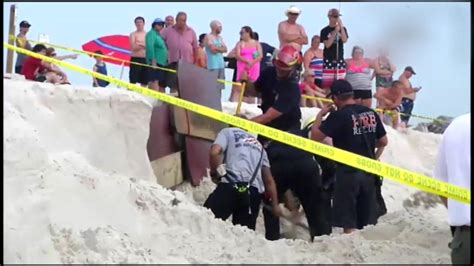 teen dead after hole in sand collapses abc7 chicago