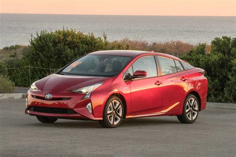 2017 Toyota Prius Review Trims Specs Price New Interior Features
