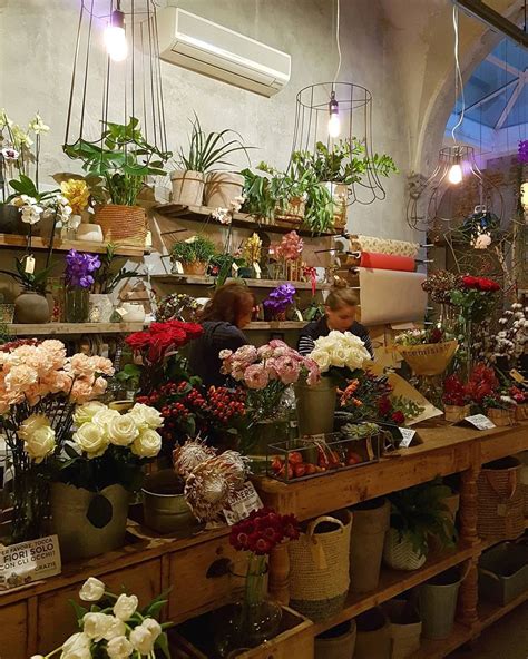 The Stunning Florist At Concept Storerestaurant La Menagere In