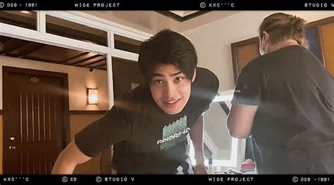 Donny Pangilinan Donny Pangilinan Mirror Selfie Selfie