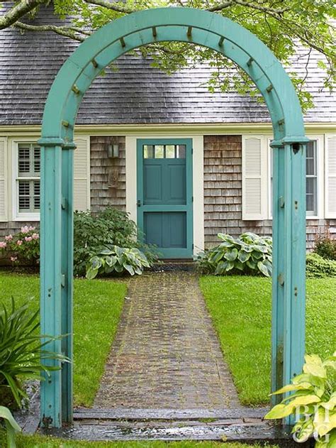 12 Gorgeous Arch Trellis Ideas To Add Structure And Height To Your